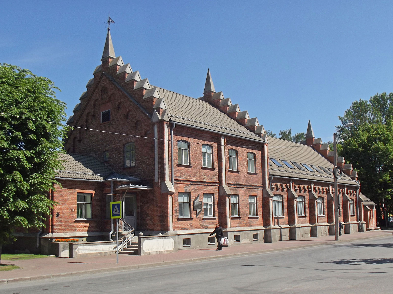 Pärnu (Пярну, Pernau)